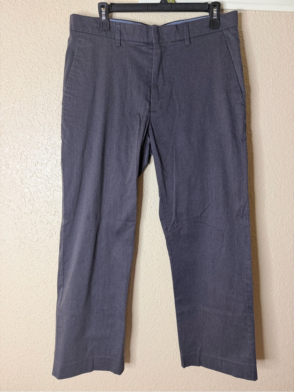 GAP Men's Straight-Leg Chinos - Charcoal Gray